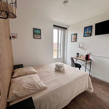 Logis Paul Massy Bed and Breakfast Meschers-sur-Gironde Exteriör bild